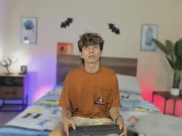 Freechat novaybrian on Chaturbate