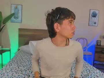 Freechat novaybrian on Chaturbate