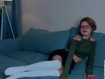 Freechat odettechurchwell on Chaturbate