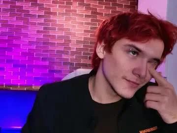 oliver_big19 from Chaturbate