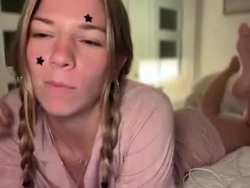 oliviahansleyy on Chaturbate