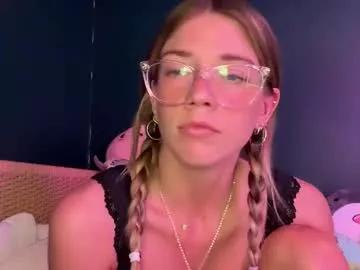 oliviahansleyy on Chaturbate