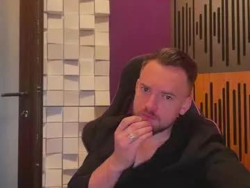 Freechat oscarsavage on Chaturbate