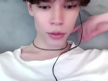 pawclaw on Chaturbate