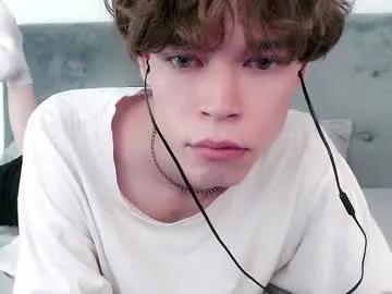 pawclaw on Chaturbate