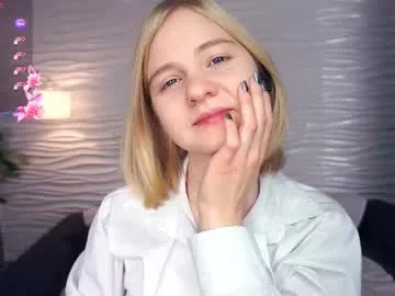 phyllisearney on Chaturbate