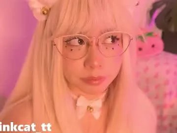 piinkcat on Chaturbate