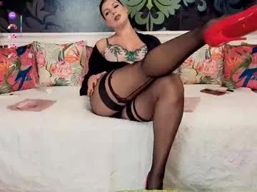 Freechat playfullangelica on Chaturbate