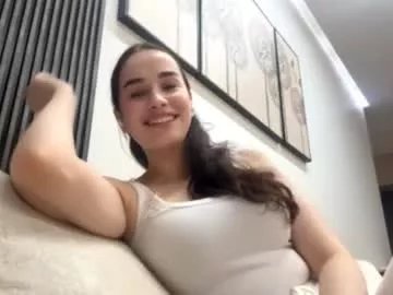 Freechat plush_flame_twinkle_meow on Chaturbate