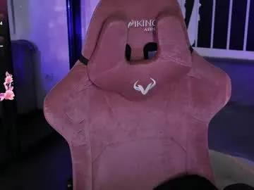 Naked Prettybones wants you to fuck her body now prettybones from Chaturbate