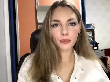 Admire hot slut Pricillahoinacki pricillahoinacki from Chaturbate