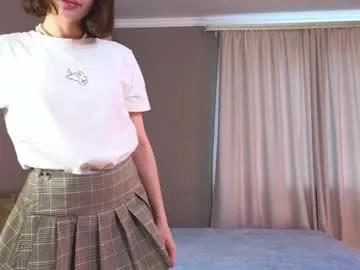 Freechat queenelia on Chaturbate