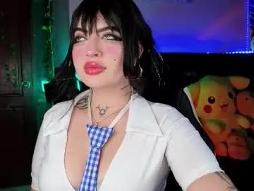 Freechat queenlamia on Chaturbate