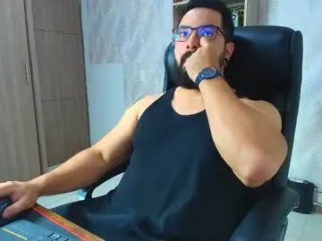 robby_k — Multi Goal: CUM show  [555 tokens left] #bigcock #muscle #chubby #bigass #daddy