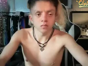 Freechat robertcicijr21 on Chaturbate