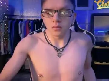 Freechat robertcicijr21 on Chaturbate