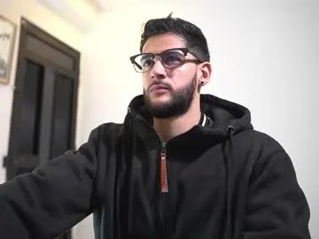 saimonhot1 from Chaturbate