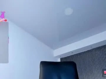 saracorraless on Chaturbate