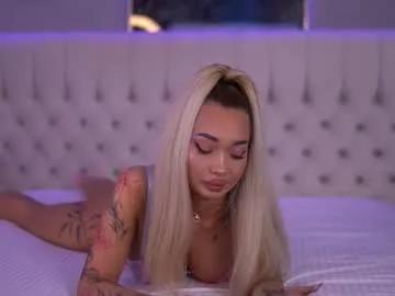 sashaferrera on Chaturbate 