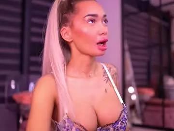 sashaferrera on Chaturbate 