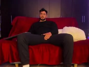 sergi_mancini11 on Chaturbate