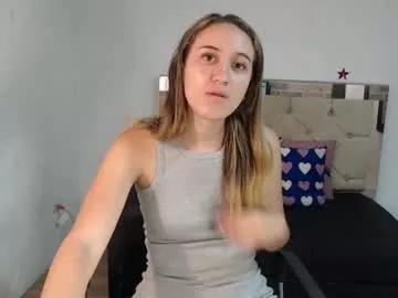 Freechat sharlotte__jones on Chaturbate