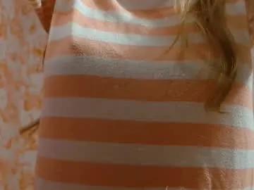 Freechat shelikessoymilk on Chaturbate