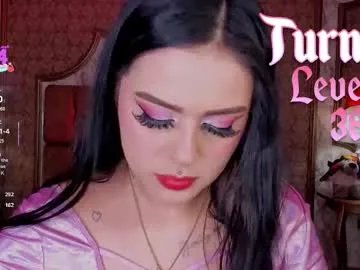 Freechat soffiqueen on Chaturbate