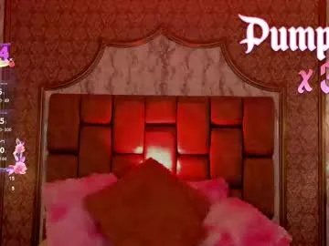 Freechat soffiqueen on Chaturbate