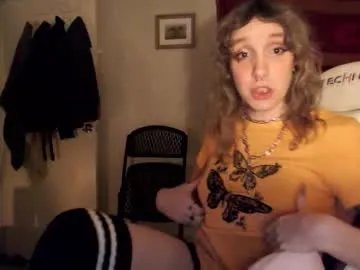 Freechat soffpurr on Chaturbate