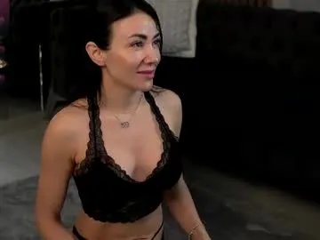 Freechat sportymilfx on Chaturbate