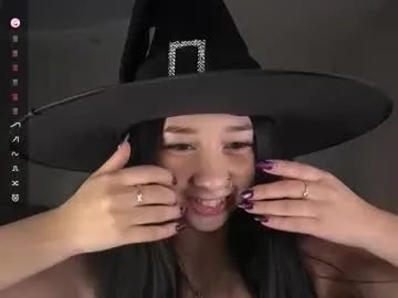 Freechat stephaniesally on Chaturbate