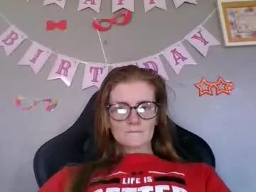stickyredfunsize on Chaturbate