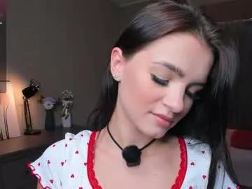 synne_glows on Chaturbate 