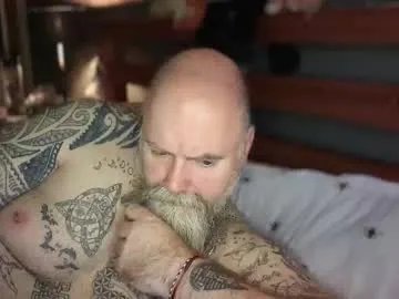 tattooeddilf01 on Chaturbate 