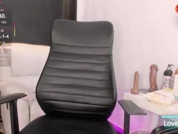 thaliabrooks_ on Chaturbate