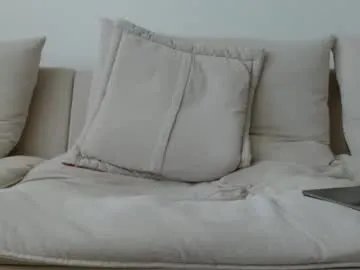 Freechat themonarchgoat on Chaturbate