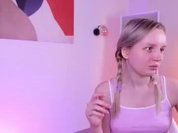 Freechat tinasiner on Chaturbate