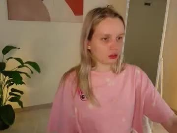 Freechat tinasiner on Chaturbate