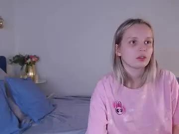 Freechat tinasiner on Chaturbate