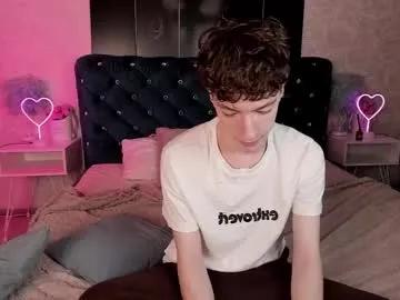 Freechat trevorbenson on Chaturbate