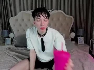 Freechat trevorbenson on Chaturbate