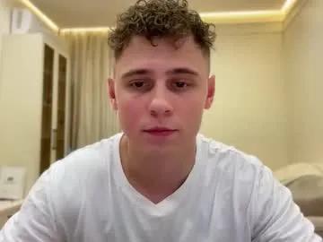 Naked Tyler_garrner wants you to fuck his body now tyler_garrner from Chaturbate
