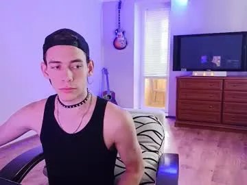 Freechat tyler_hack on Chaturbate