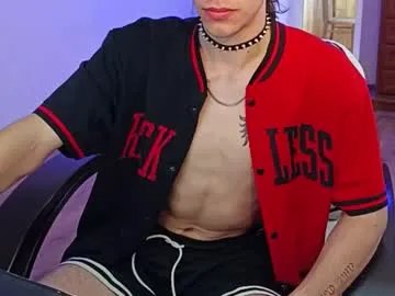 Freechat tyler_hack on Chaturbate