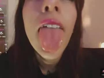valengray on Chaturbate 
