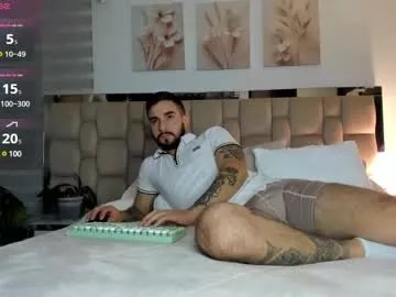 vanessa_and_liam on Chaturbate