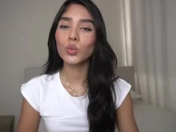 veroniqe_lounge on Chaturbate
