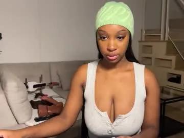 Freechat violet6xft on Chaturbate