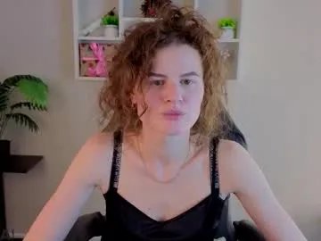 wanda_gomez — GOAL: sucking a dildo up close [29 tokens remaining] Welcome to my room! #skinny #pvt #redhead #flexible #dildo #smalltits